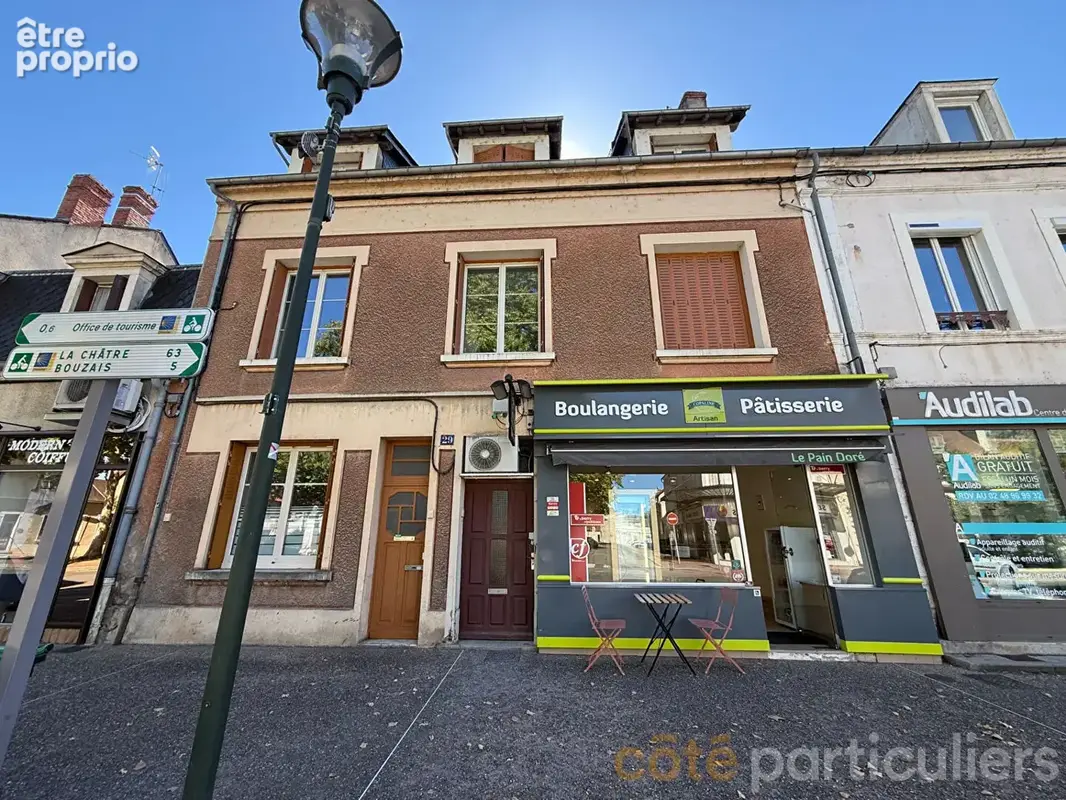 Photo Appartement à Saint-Amand-Montrond au prix de 185 325€