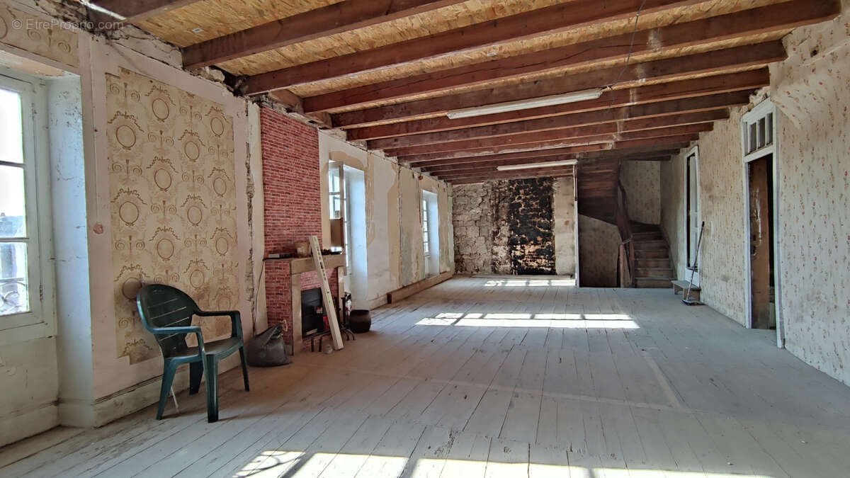 Maison à BAGAT-EN-QUERCY