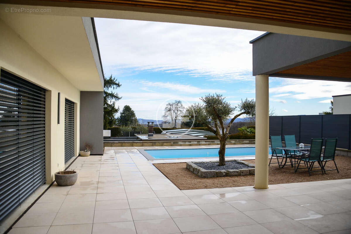 Maison à FOLGENSBOURG