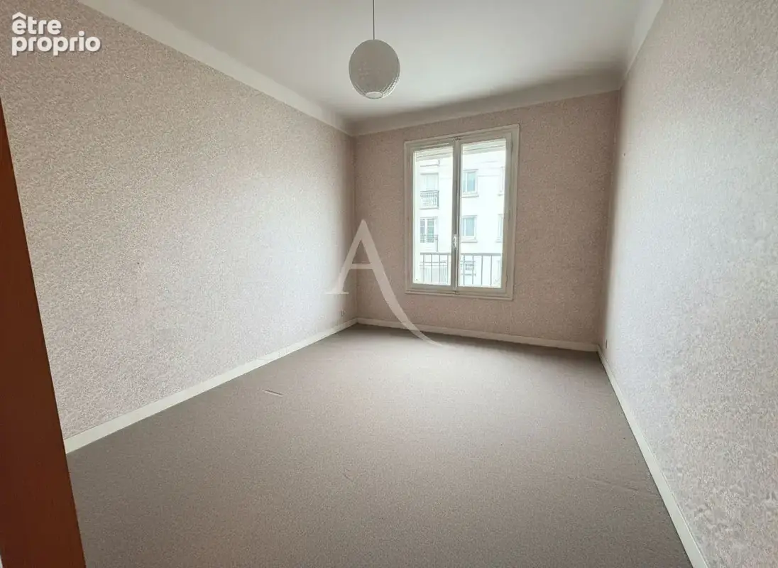 Nantes Appartement 104 m², 4 chambres, grande terrasse, garage + dépendances - photo 10