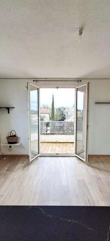 Appartement à SAINT-CHRISTOL-LES-ALES