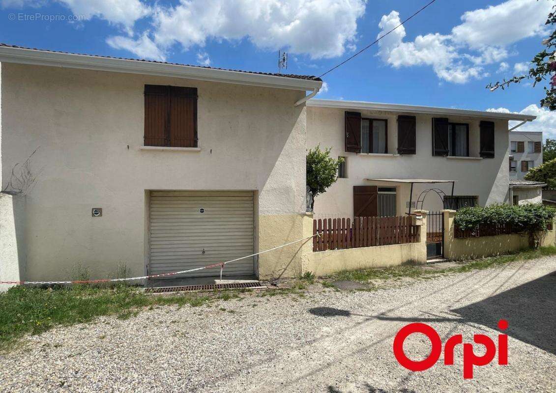 Maison à VENISSIEUX