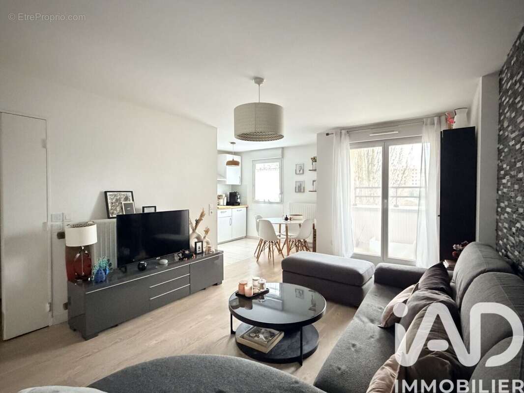 Photo 2 - Appartement à NEUILLY-SUR-MARNE