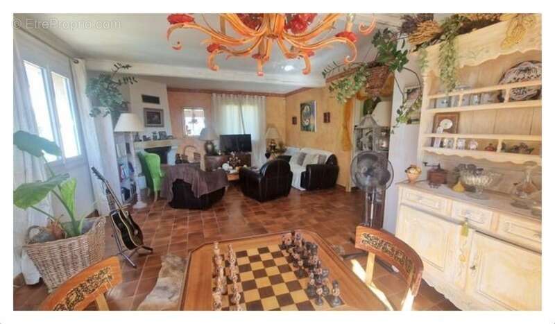 Maison à PEYMEINADE