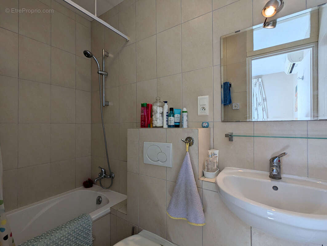 Maison à SILLANS-LA-CASCADE