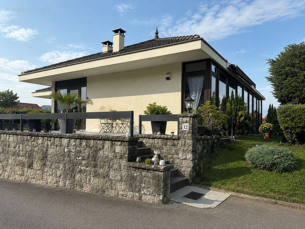 Maison à AMANCY