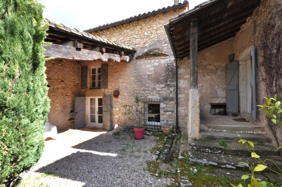 Maison à CORDES-SUR-CIEL