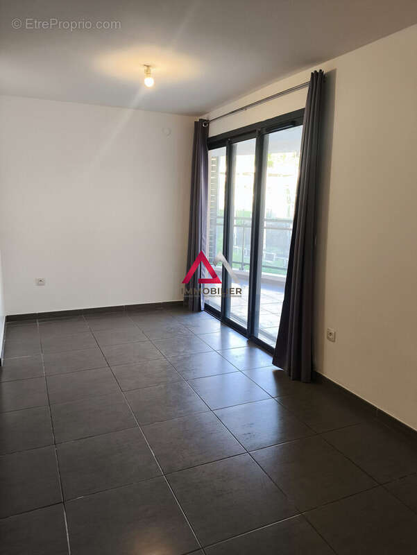 Appartement à SAINT-DENIS