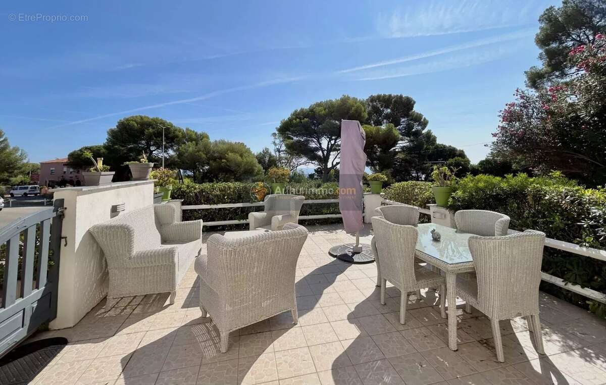 Appartement à LES ISSAMBRES