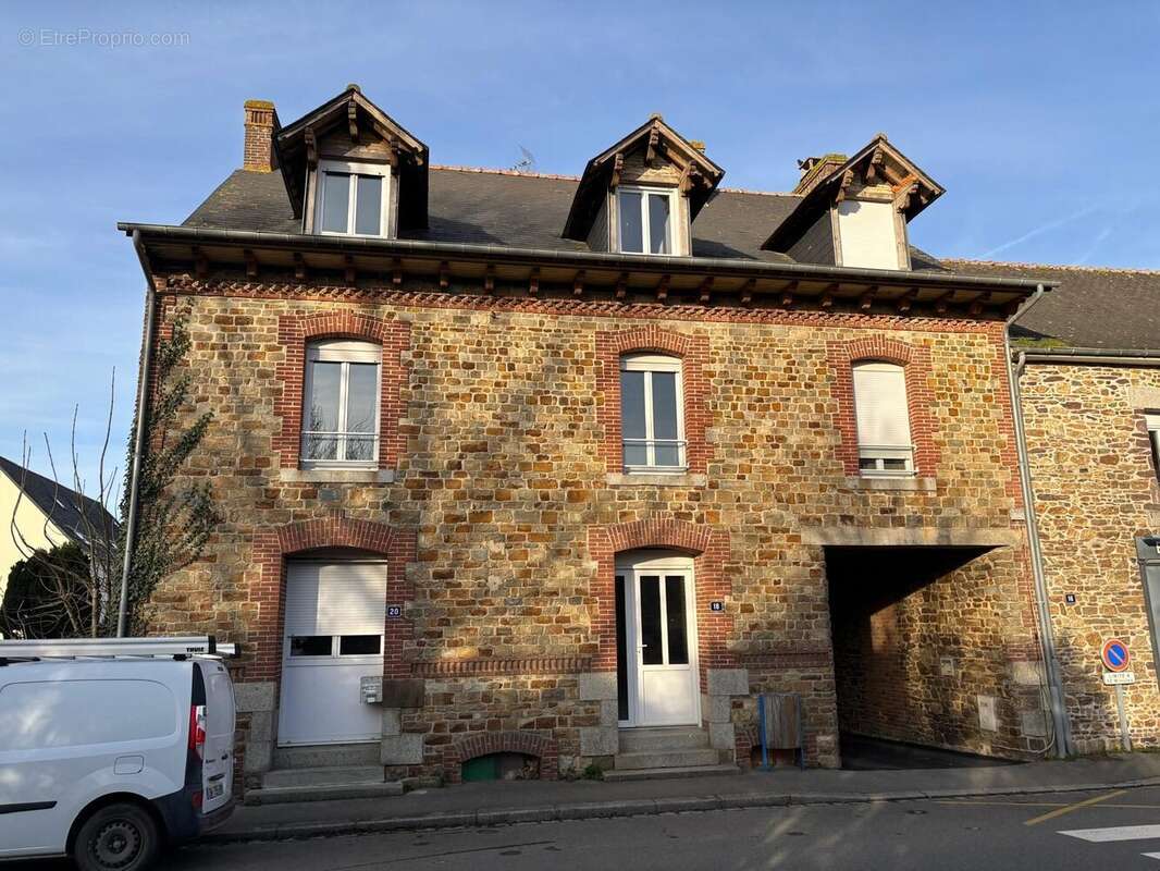 Appartement 66 m² à Le Theil-De-Bretagne  - photo 2