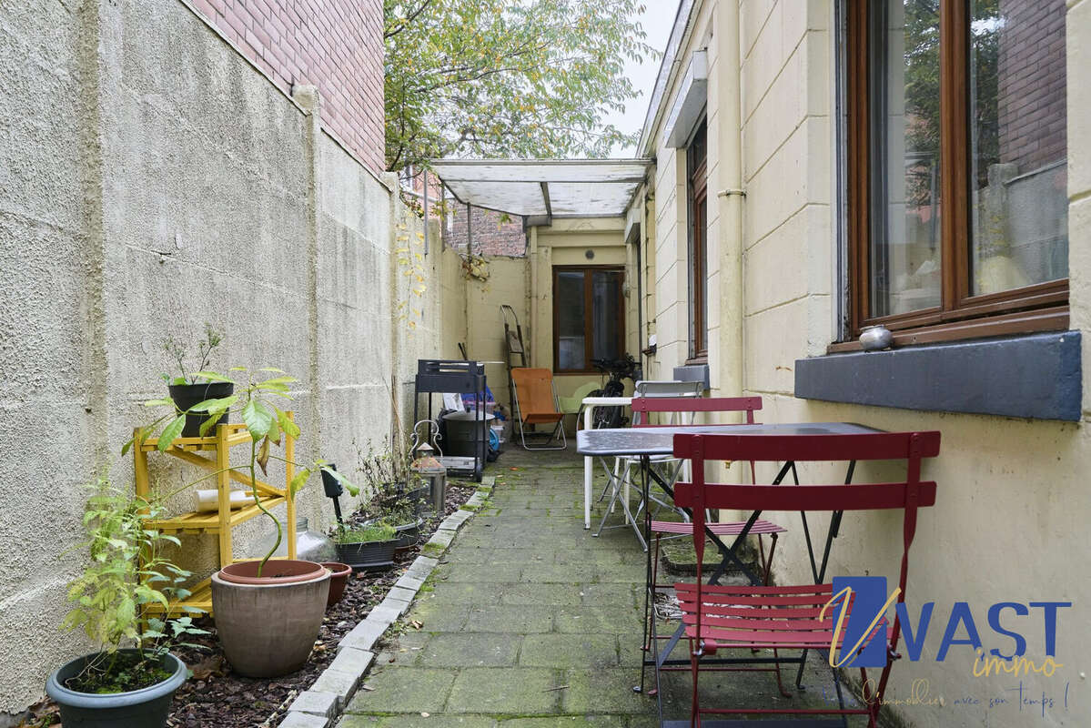 Maison 70 m² à Lille  - photo 7