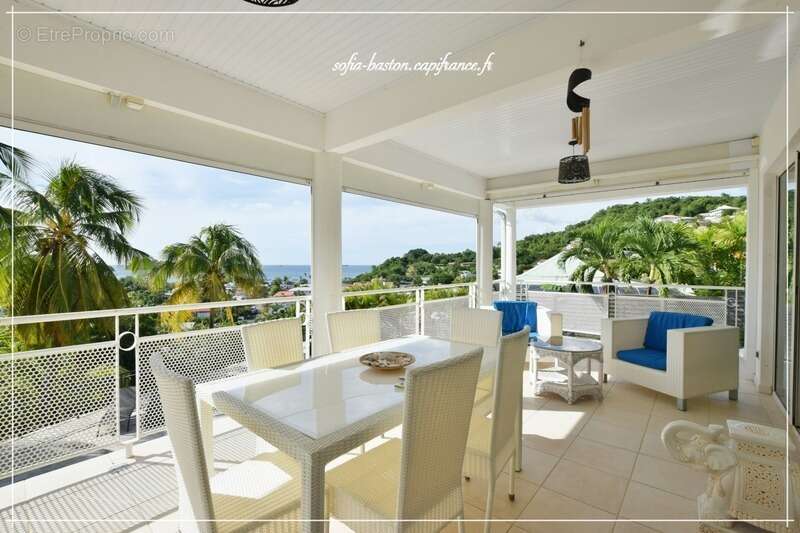 Maison à LES TROIS-ILETS