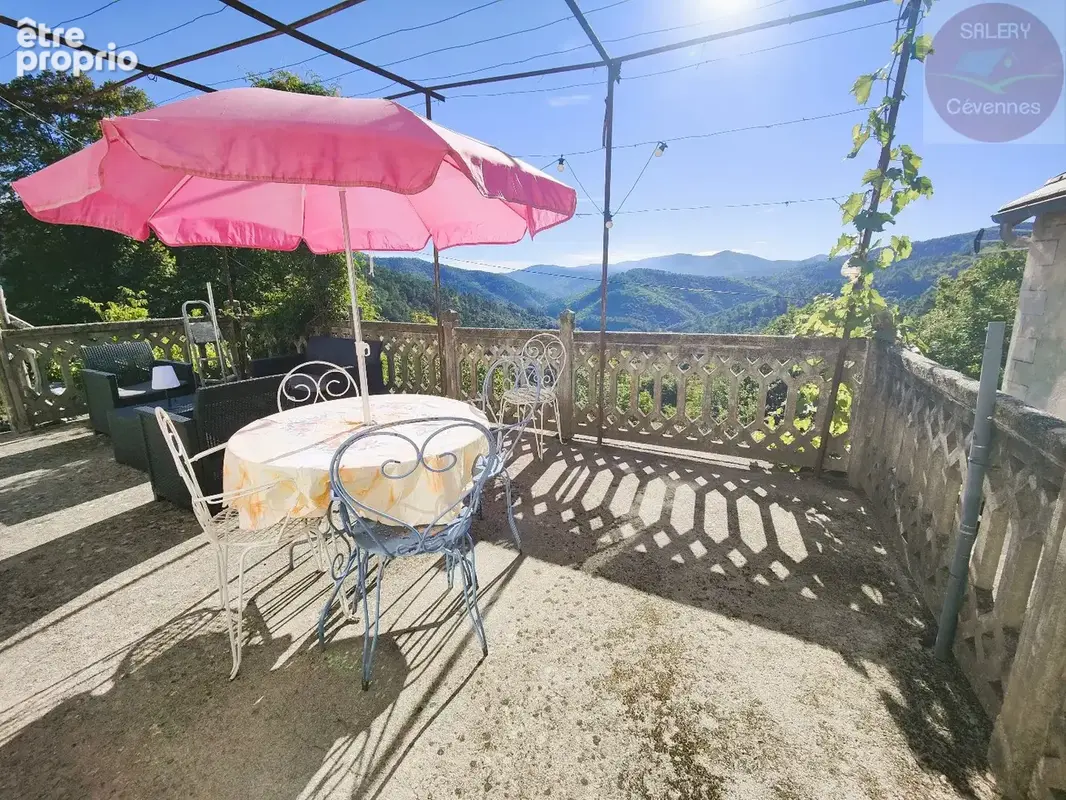 Charmante maison avec dépendances et vue dégagée - photo 13