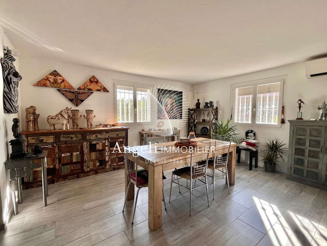 Saint aygulf : maison de plain pied - photo 9