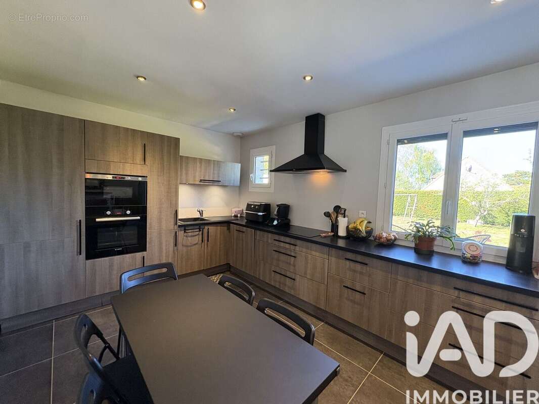 Photo 9 - Maison à BOISSISE-LE-ROI