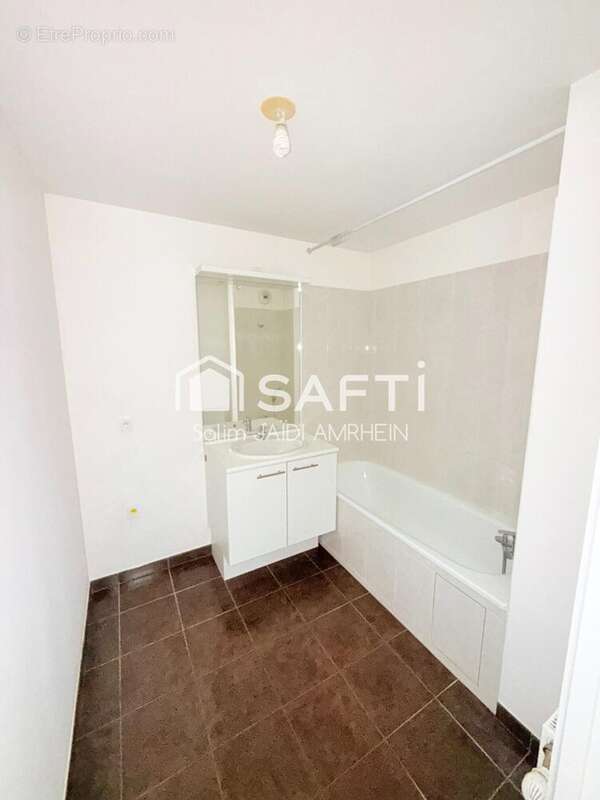 Photo 9 - Appartement à BRIE-COMTE-ROBERT