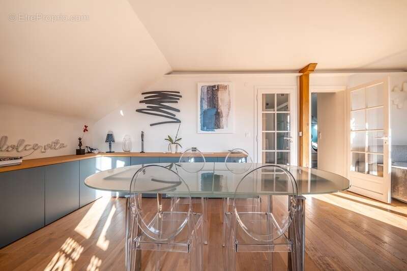 Appartement à VERSAILLES