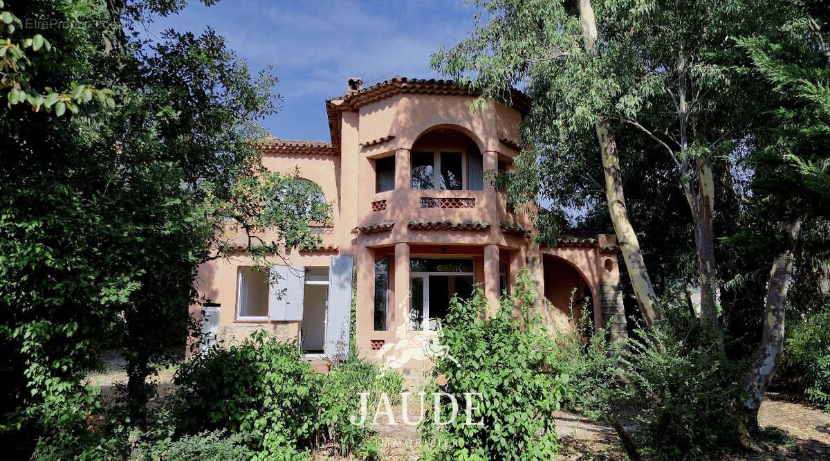 Maison à GRIMAUD