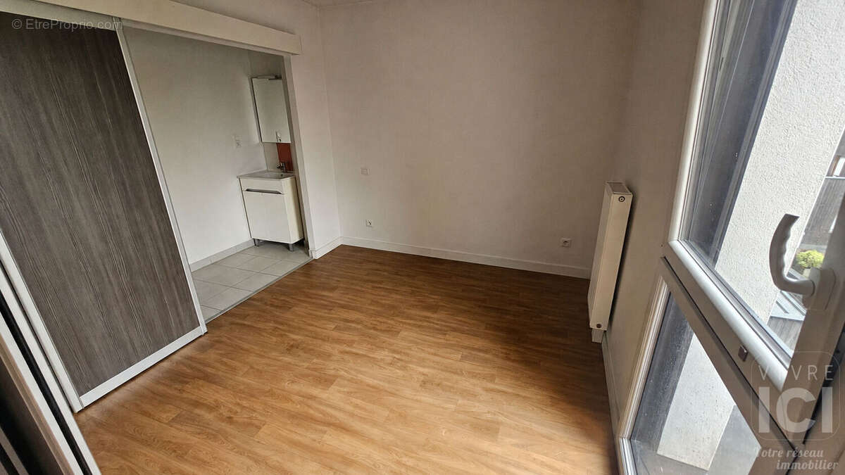 Appartement à SAINTE-LUCE-SUR-LOIRE