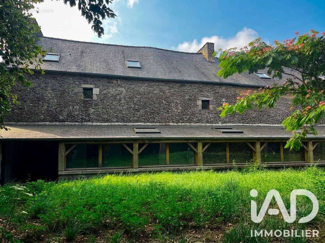 Maison 266 m² à Corseul  - photo 7