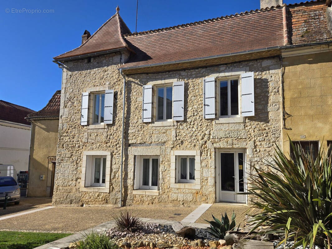 Maison à VILLAMBLARD