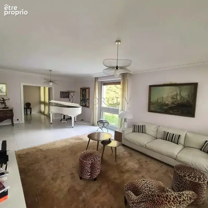 Appartement à LE CHESNAY