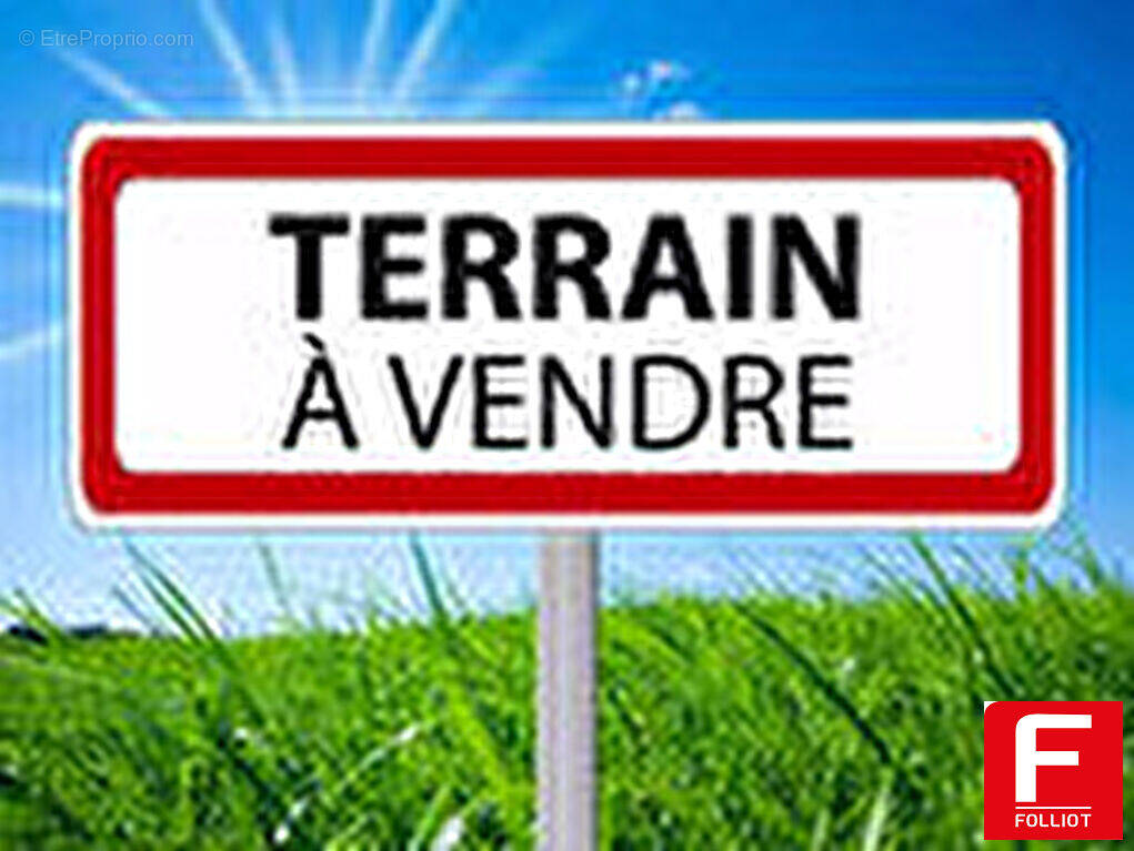 Terrain à OUISTREHAM