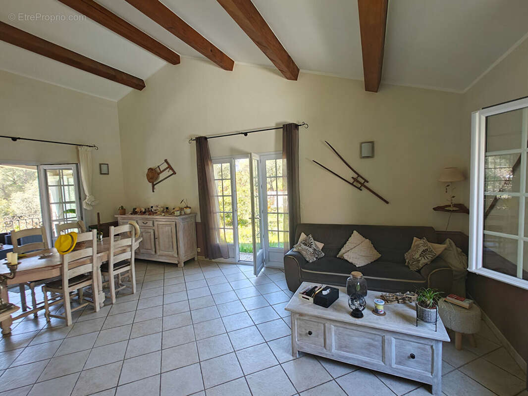 Maison à LA VALETTE-DU-VAR