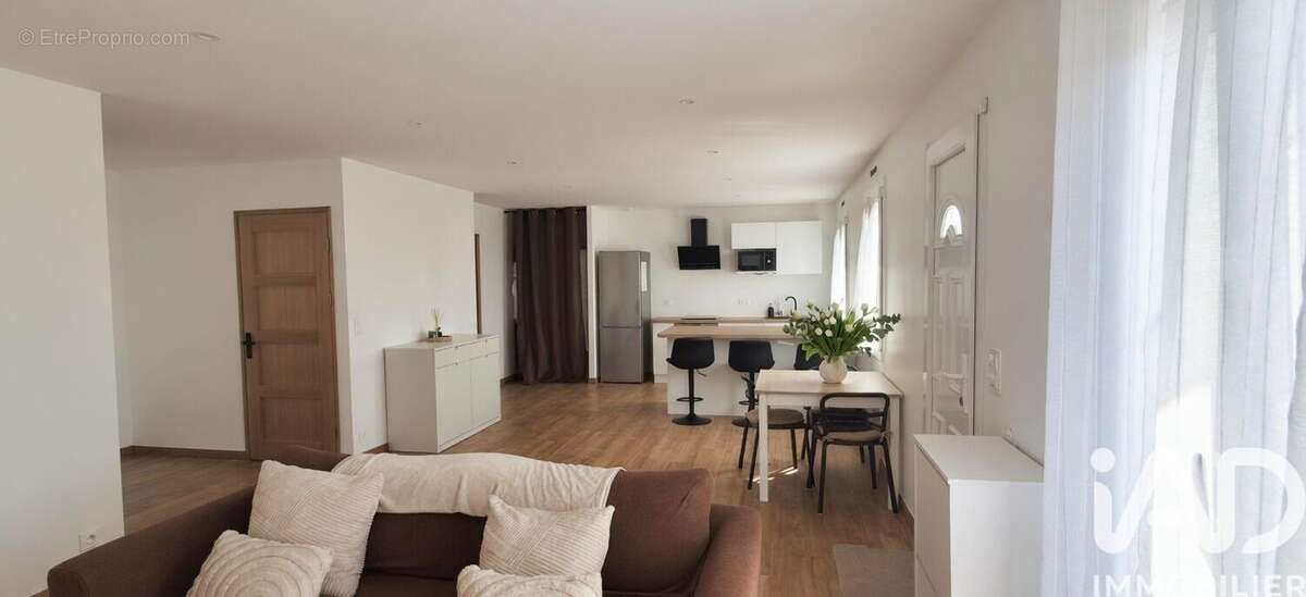 Maison 77 m² à Charny  - photo 4