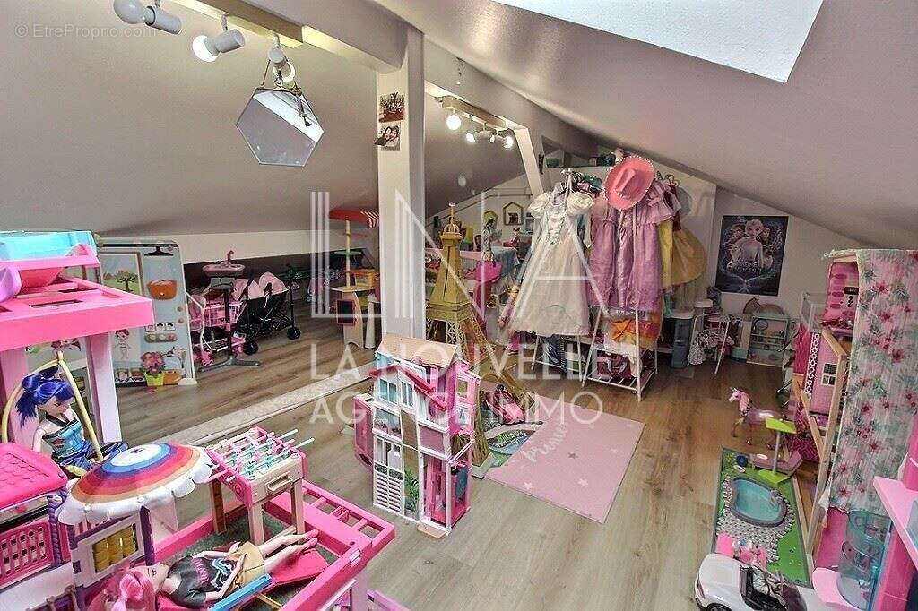 Coup de cœur-Maison 100m² Place Carnot - photo 9