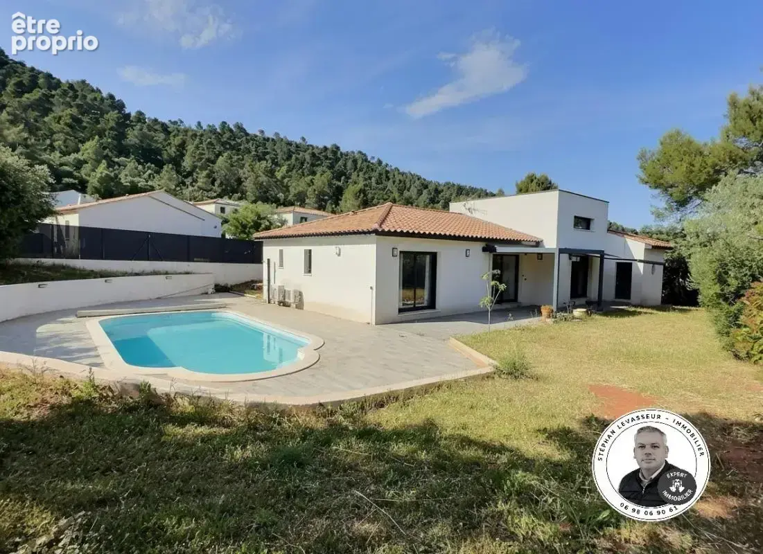VILLA de Type 5 pièces - Piscine - photo 2