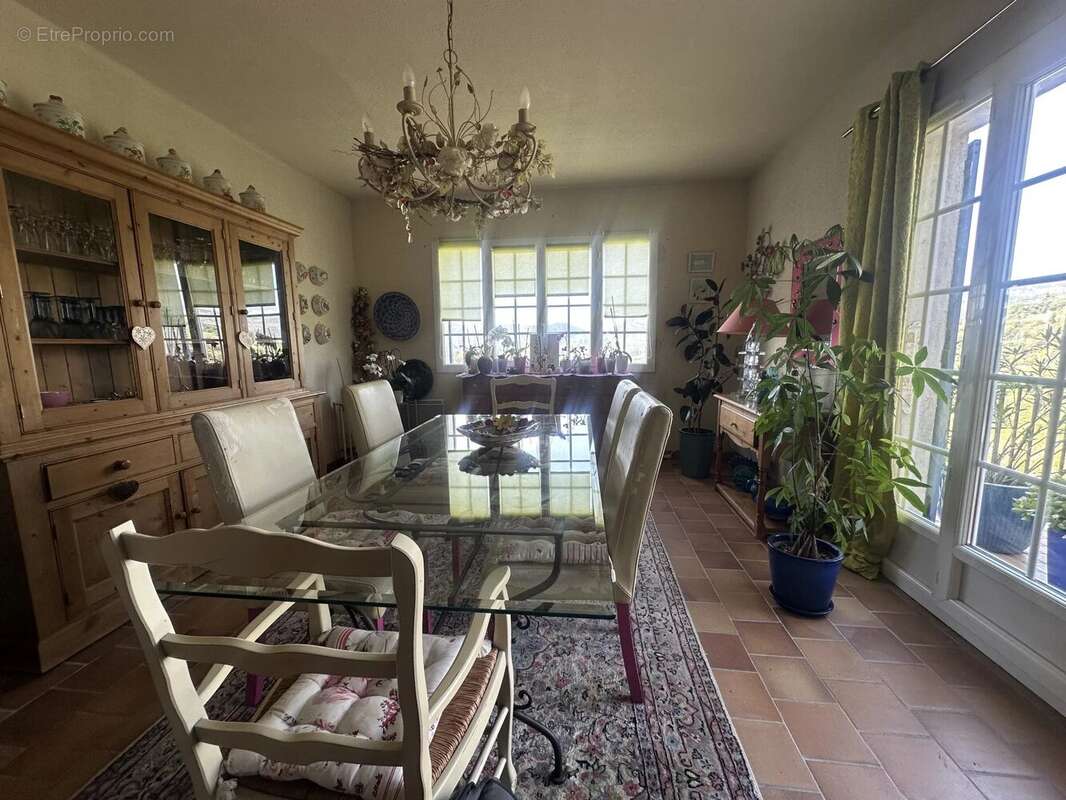Maison à BERRE-LES-ALPES