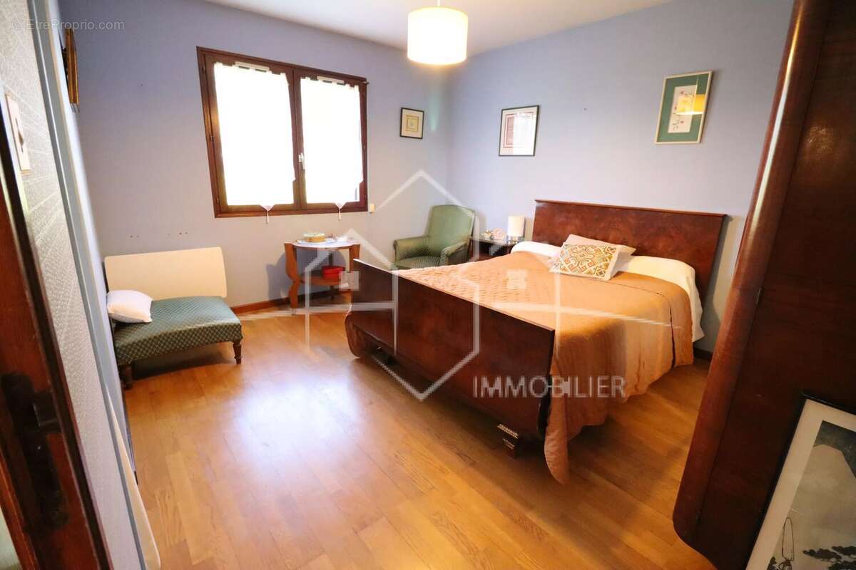 Maison à BEAUREPAIRE