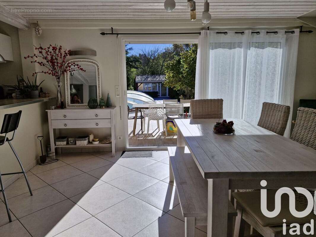 Photo 5 - Maison à LAMOTHE-MONTRAVEL