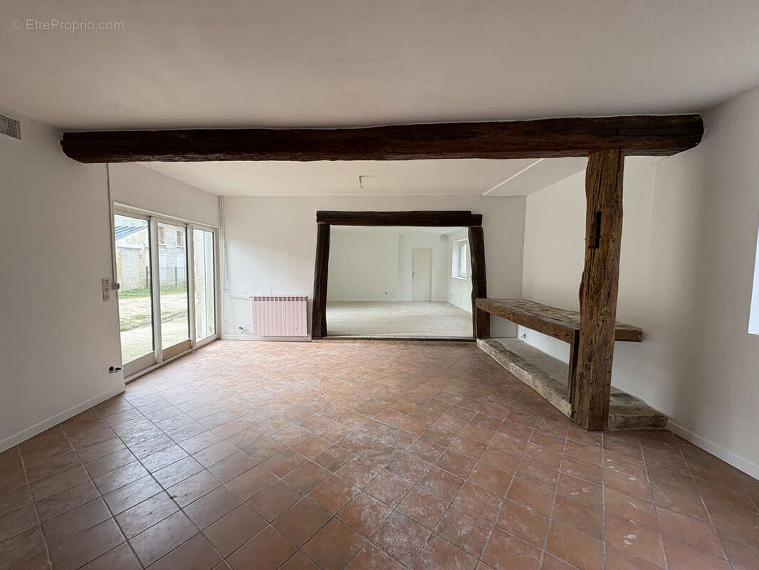 Maison à CHEZY-SUR-MARNE