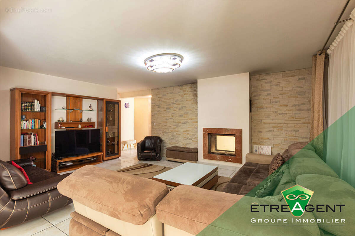 Maison CAEN - 206 m² - 6 chambres - photo 5