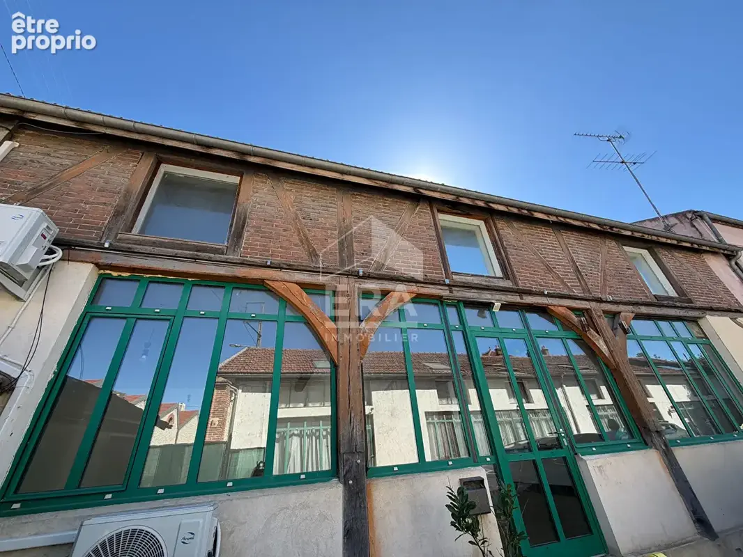 Photo Appartement à Montereau-Fault-Yonne au prix de 175 000€