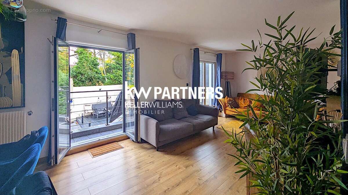 Maison à MONTMORENCY