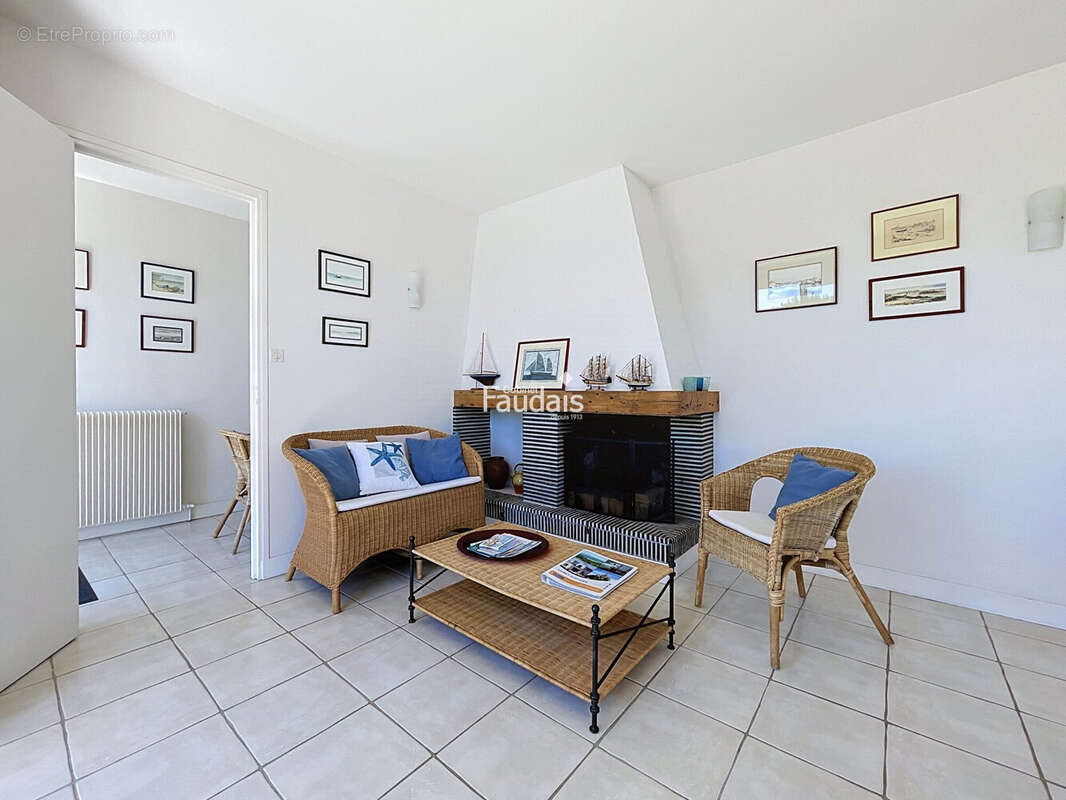 Maison 125 m² à Agon-Coutainville  - photo 5