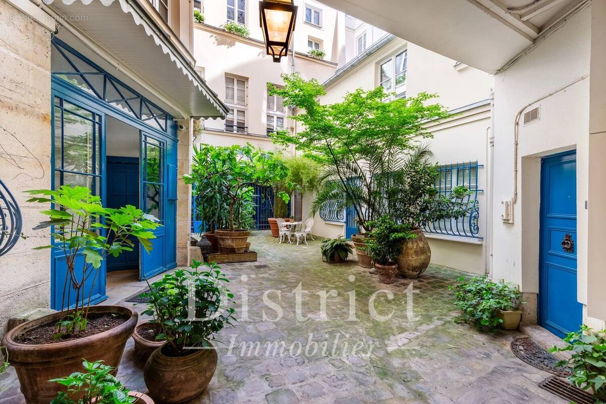 Appartement à PARIS-4E