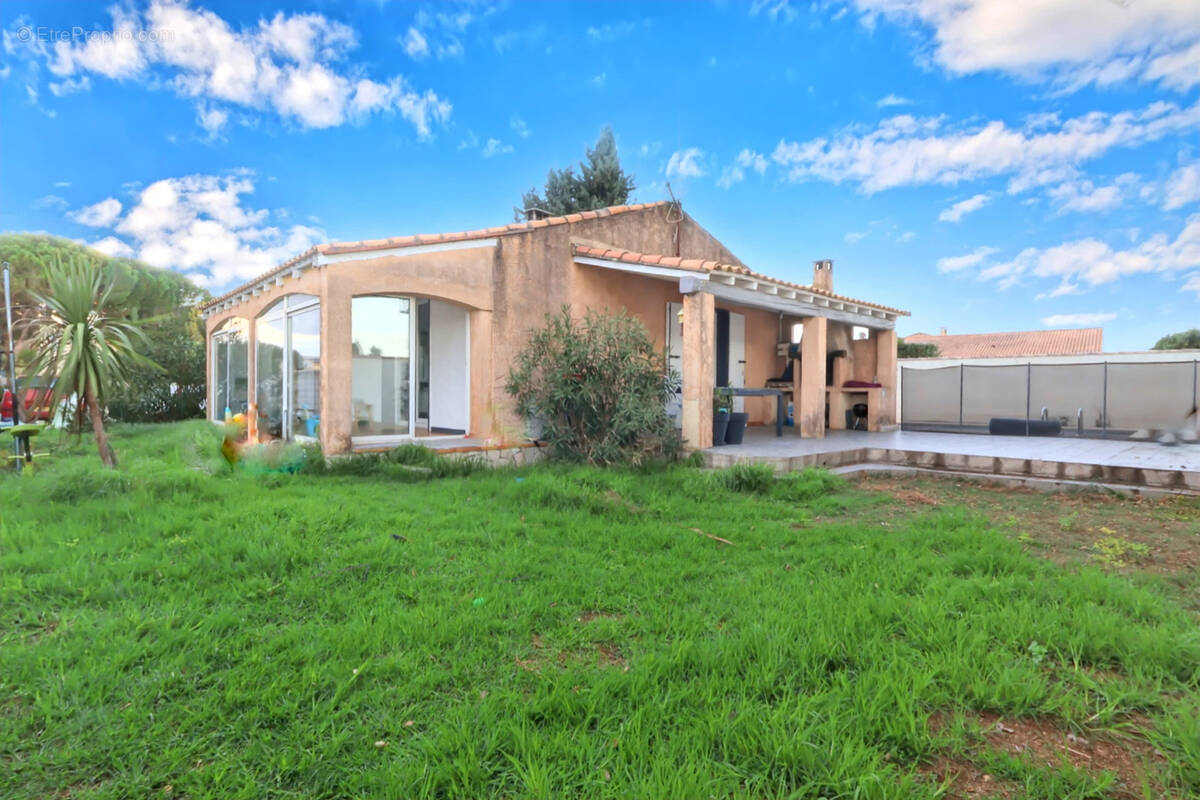 Maison à SAINT-JUST