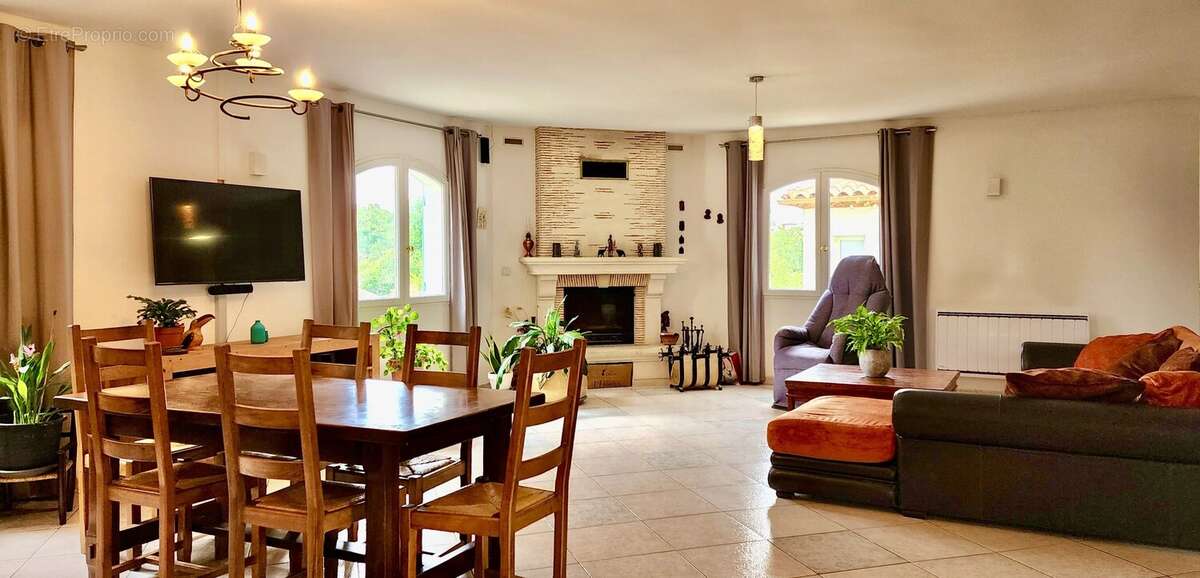 Grande villa familiale avec piscine - photo 4