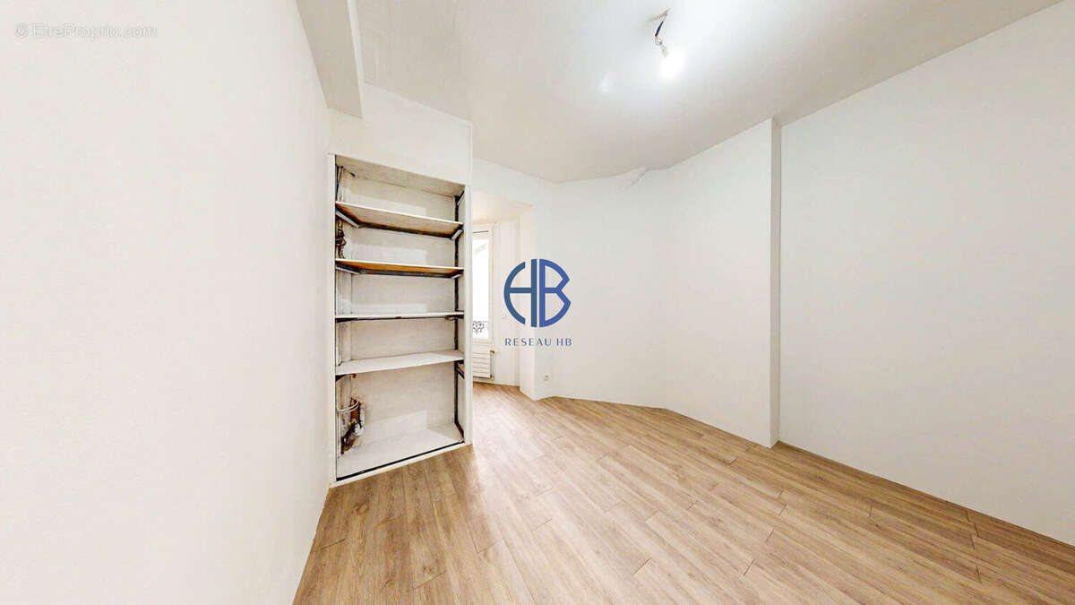 Appartement à AUBERVILLIERS