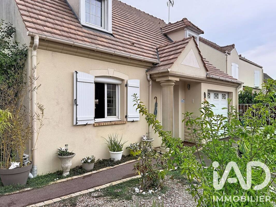 Photo 1 - Maison à MONTGERON