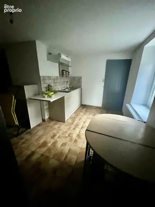 Appartement 2 pièces 50 m² à vendre à Luxeuil-Les-Bains (70300) - photo 2