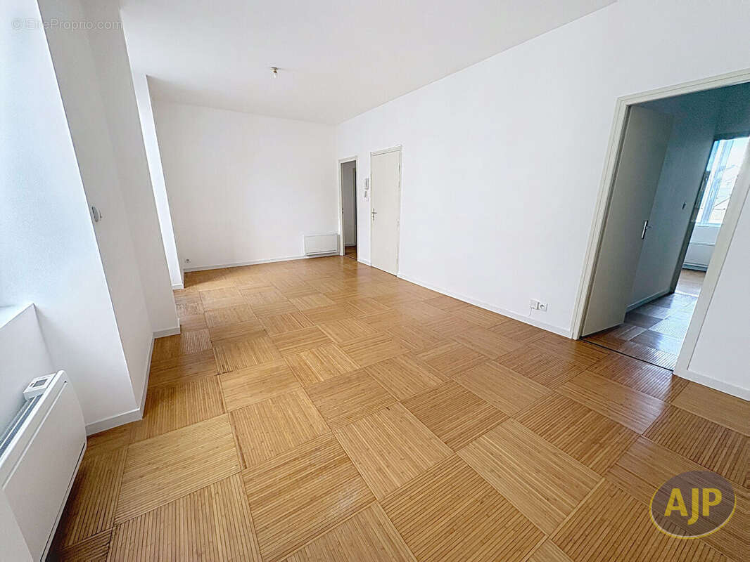 Appartement à LE POULIGUEN