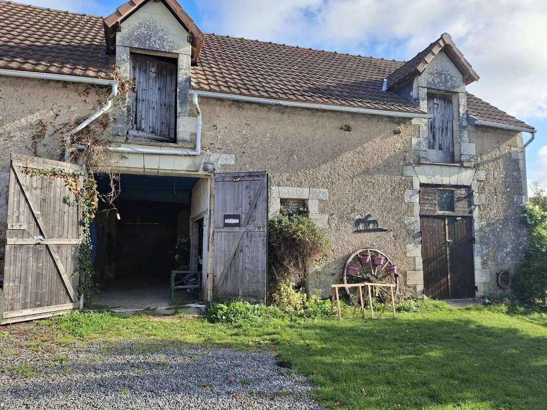Maison à ARCHIGNY