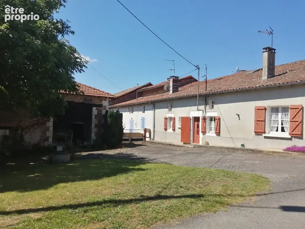 Maison à CHIRAC
