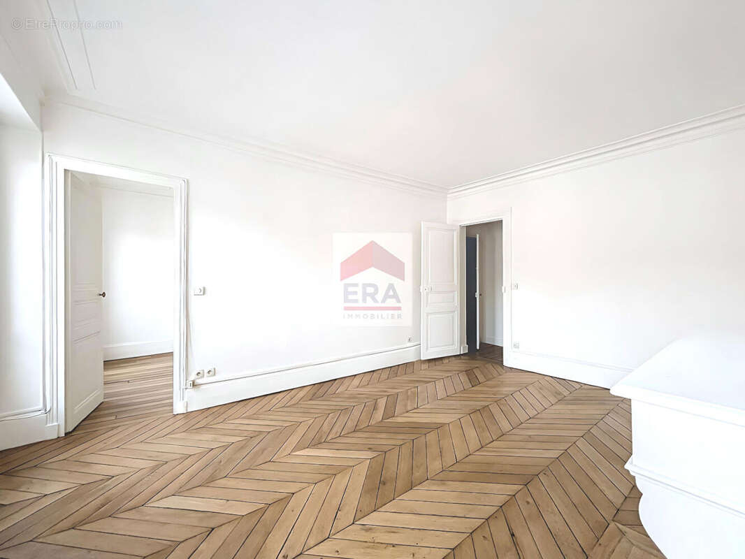 Appartement à SURESNES