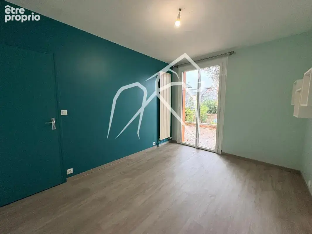 Maison fort potentiel de 120 m²  5 chambres  Sous-sol complet  Proche hyper centre-ville  Rouen 76000 - photo 5